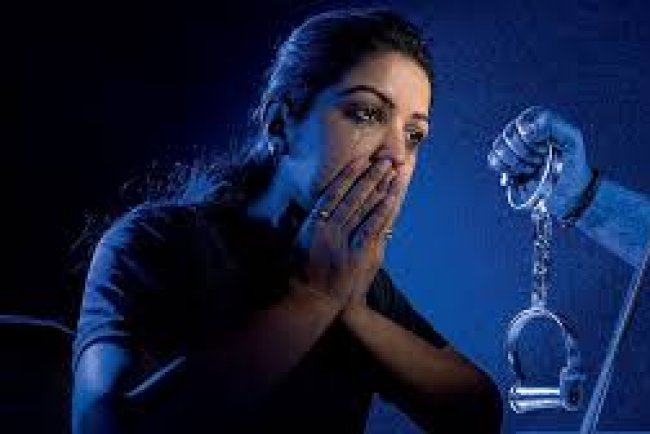 A mother-daughter pair was defrauded of Rs 36.58 lakh and placed under digital arrest.