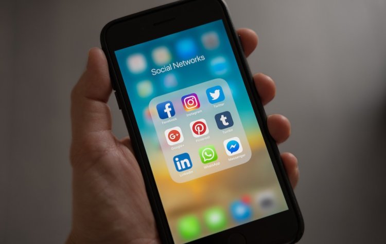 Social Media Evidence Collection in Forensic Science
