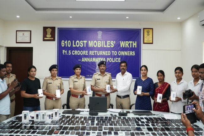 610 Lost Mobiles Worth ₹1.5 Crore Returned to Owners in Annamayya